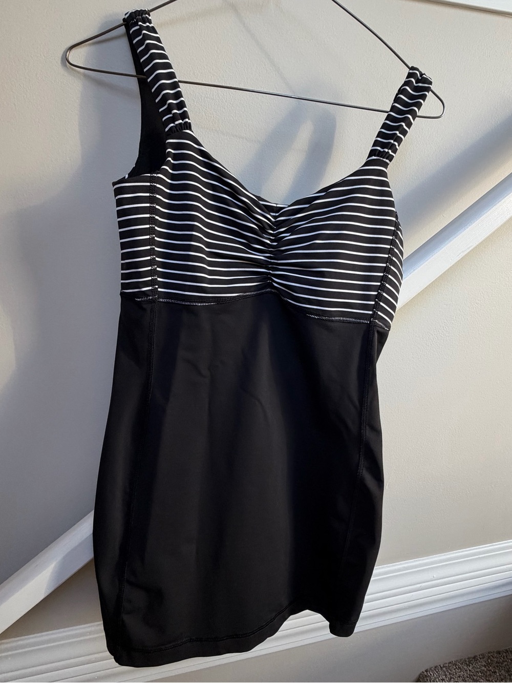 Lululemon VINTAGE Tank with built-in bra